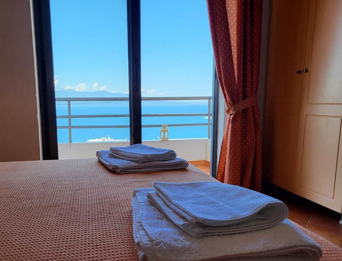 Vive Mare Hotel Sarandë Exterior foto