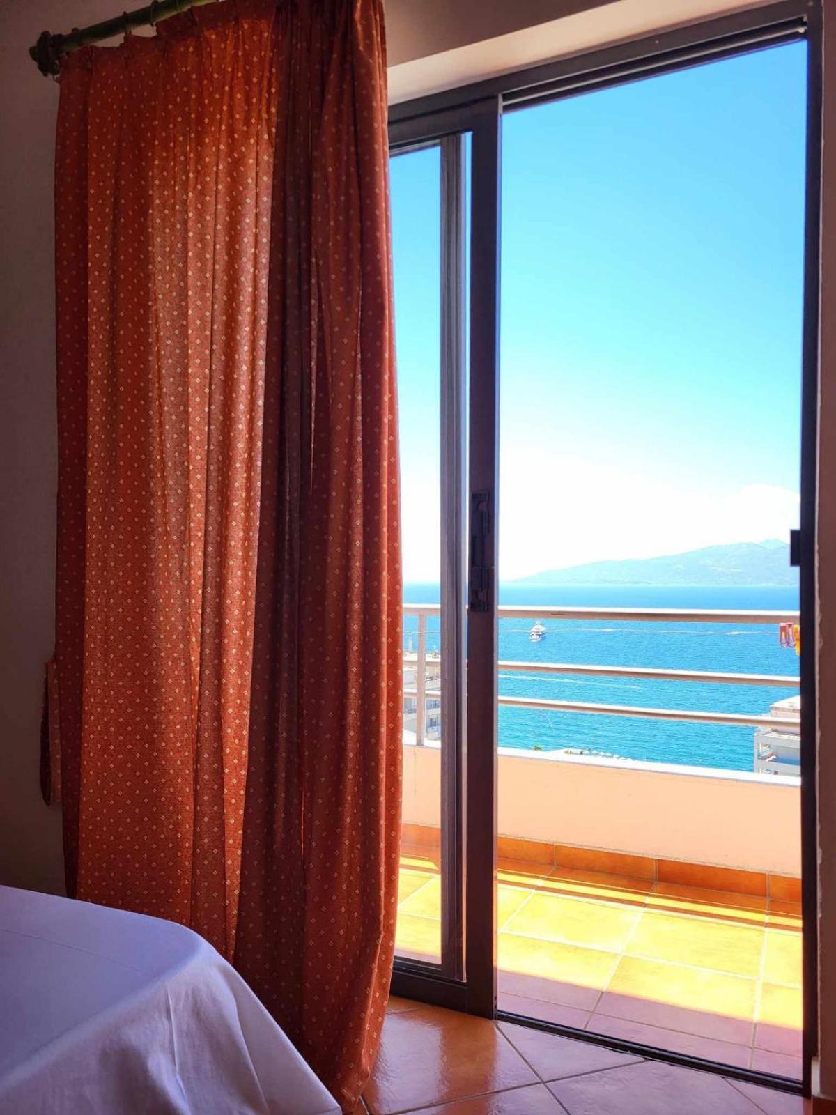 Vive Mare Hotel Sarandë Exterior foto