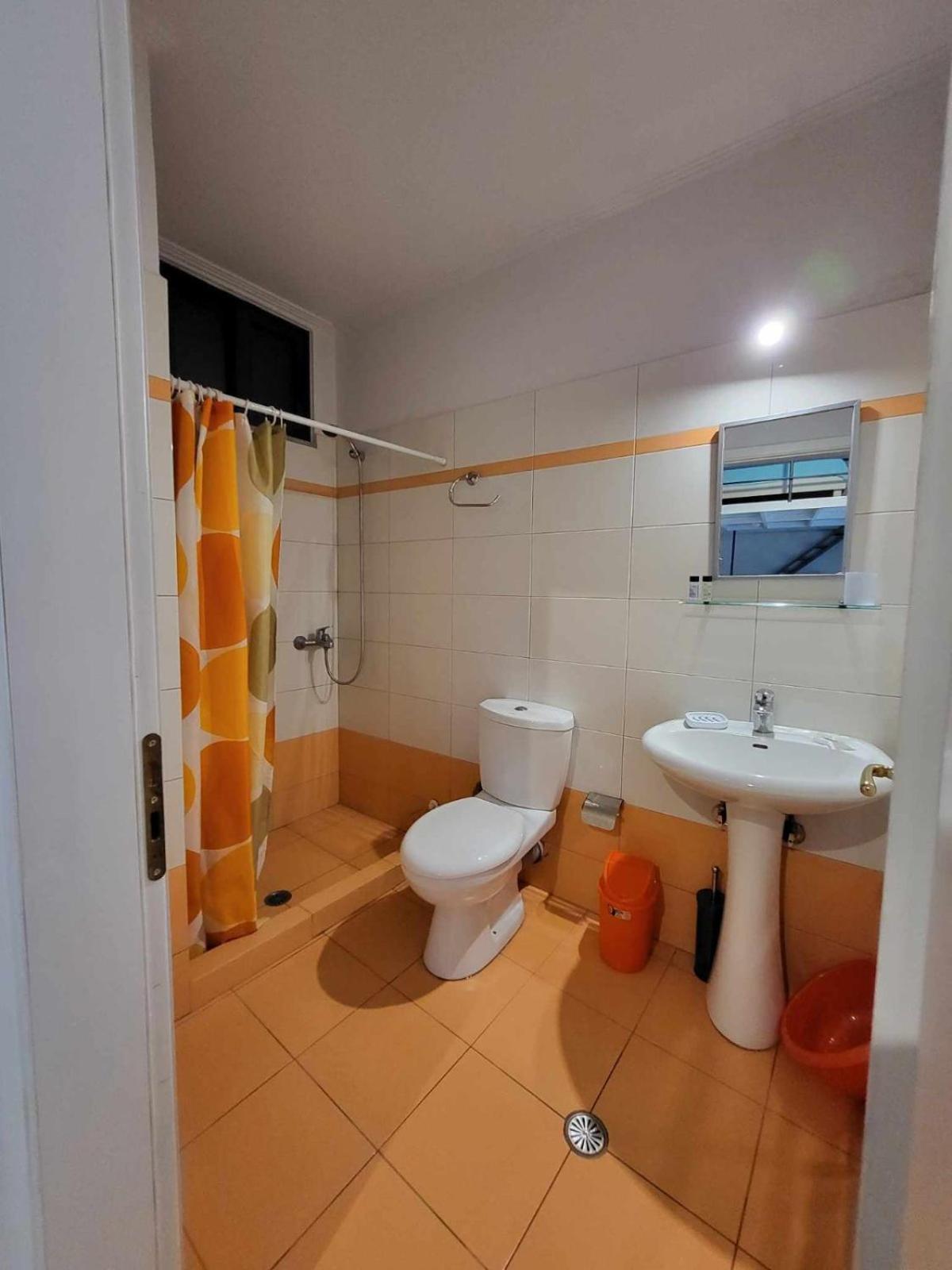 Vive Mare Hotel Sarandë Exterior foto